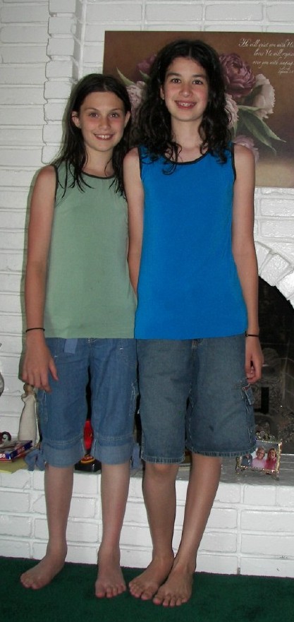 girls-in-tanks girls-in-tanks