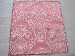 zig-zag/serge raw edges of pockets